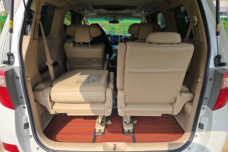 Used Toyota Alphard 2012 3.5L Luxury Edition
