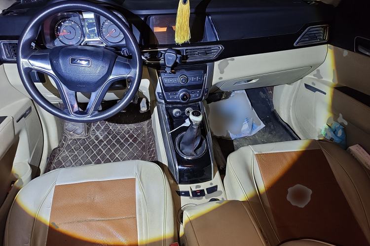 Used Zotye Domy X5 2017 Value Edition 1.6L Manual Comfort Model