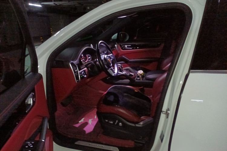 Used Porsche Cayenne 2018 Cayenne 3.0T Left Front Seat