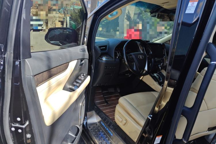 Used Toyota Vellfire 2020 Dual-Engine 2.5L HV Prestige Edition Driver Seat