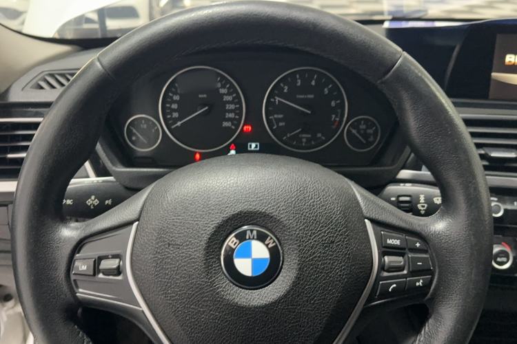 Used BMW 3 Series 2016 320Li Fashion Model
