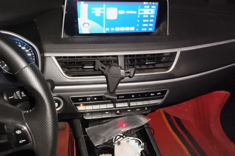 Used Dongfeng Fengon 580 2021 ☆ Star Edition 1.5T Manual Luxury Version Audio And AC Panel