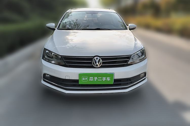 Used Volkswagen Sagitar 2015 230TSI Automatic Comfort Version Front