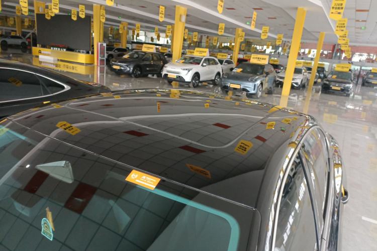 Used Volkswagen Passat 2025 Pro 380TSI Dragon Glory Edition
