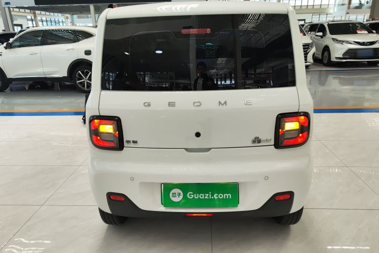 Used Geely Galaxy Panda 2024 Panda Mini 200km Endurance Bear
