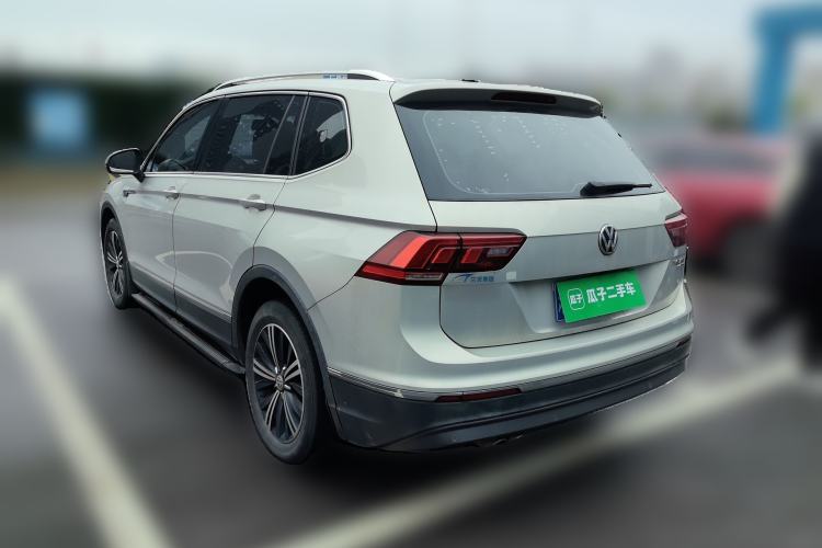 Used Volkswagen Tiguan L 2019 Updated Version 330TSI Automatic Two-Wheel Drive Panoramic Comfort Edition China VI Standard Rear Left 45 Deg