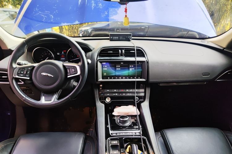 Used Jaguar F-PACE 2020 2.0T Urban Deluxe Edition