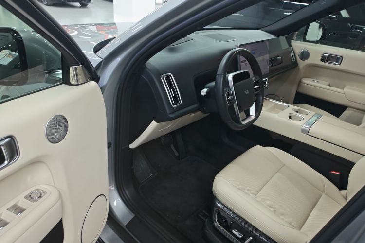 Used Li Auto L8 2023 Pro Model