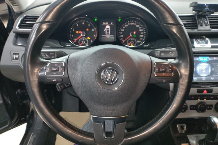 Used Volkswagen Magotan 2015 Facelift 1.8TSI Luxury Model
