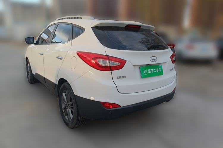 Used Hyundai ix35 2015 2.0L Automatic 2WD Smart Version China V Standard
