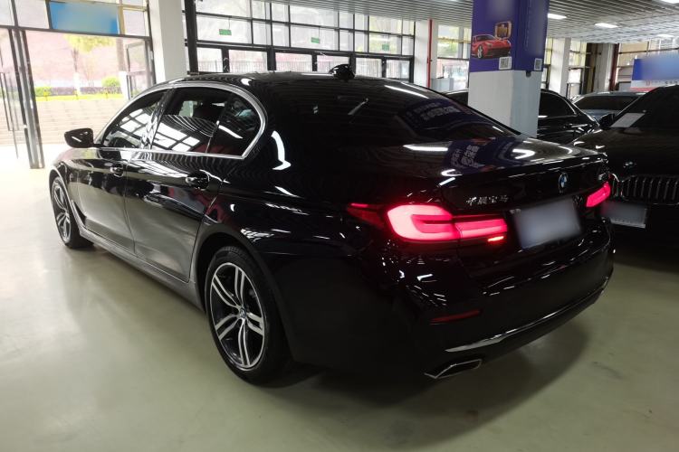 Used BMW 5 Series 2023 530Li Leading Edition Luxury Package Exterior 2