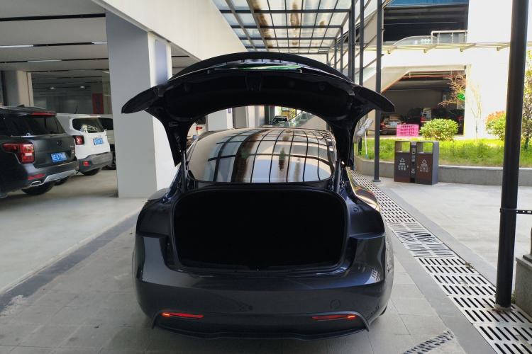 Used Tesla Model 3 2023 Long-Range All-Wheel-Drive Version
