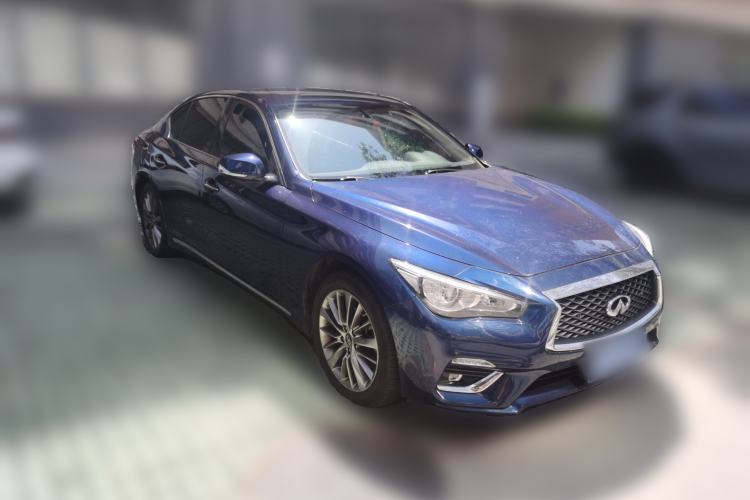 Used Infiniti Q50L 2018 2.0T Enjoyment Version China V Standard Front Right 45 Deg
