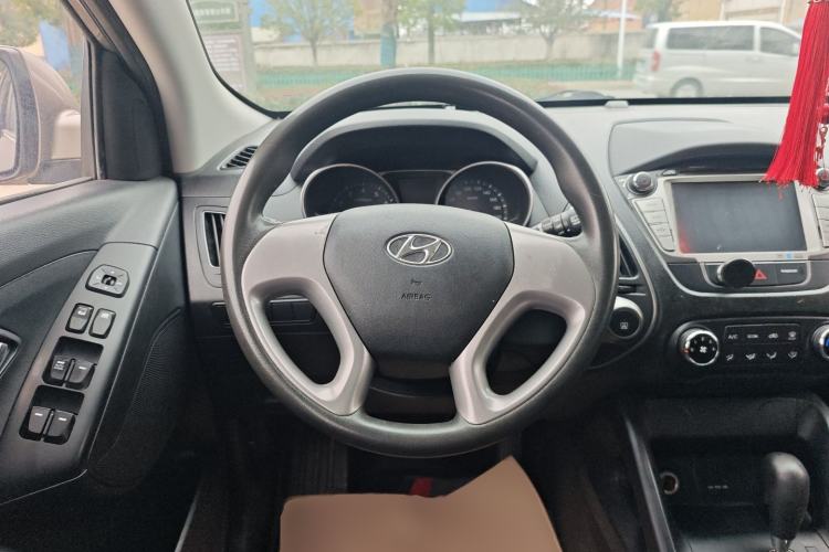 Used Hyundai ix35 2015 2.0L Automatic 2WD Comfort Edition China V Standard
