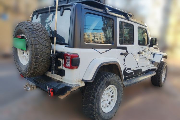 Used Jeep Wrangler 2019 2.0T Sahara 4-Door Version China V Standard

