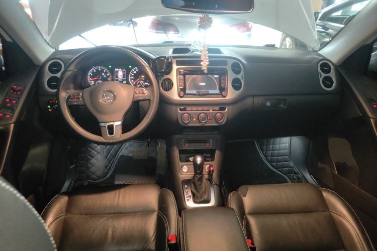 Used Volkswagen Tiguan 2016 300TSI Automatic Two-Wheel Drive Luxury Edition Center Console