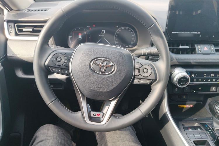 Used Toyota RAV4 2023 2.0L CVT Two-Wheel Drive Fashion Plus Edition
