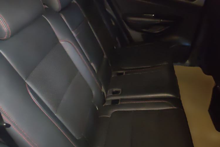 Used CHANGAN CS75 2017 Shangku Edition 1.5T Manual ZhiXiang Model
