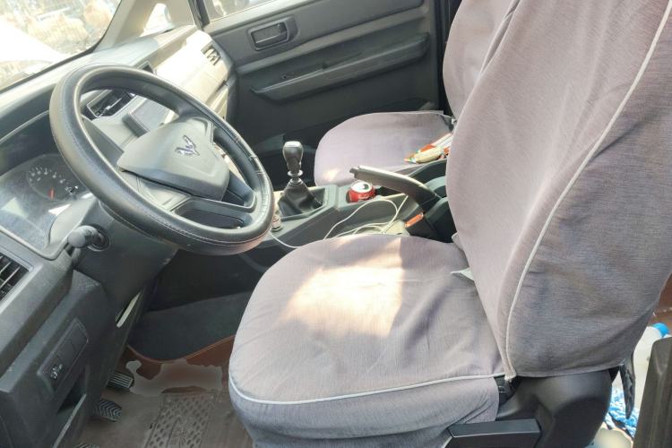 Used Wuling Hongguang PLUS 2020 1.5L Manual Standard Edition 5 Seats
