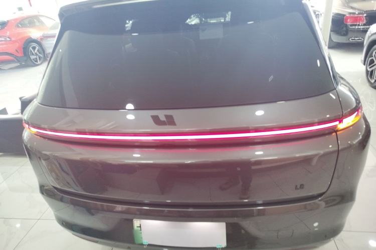 Used Li Auto L8 2023 Pro Model Rear
