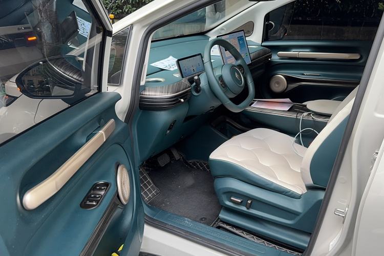 Used Baojun Cloud 2023 460 Max Lingxi Version