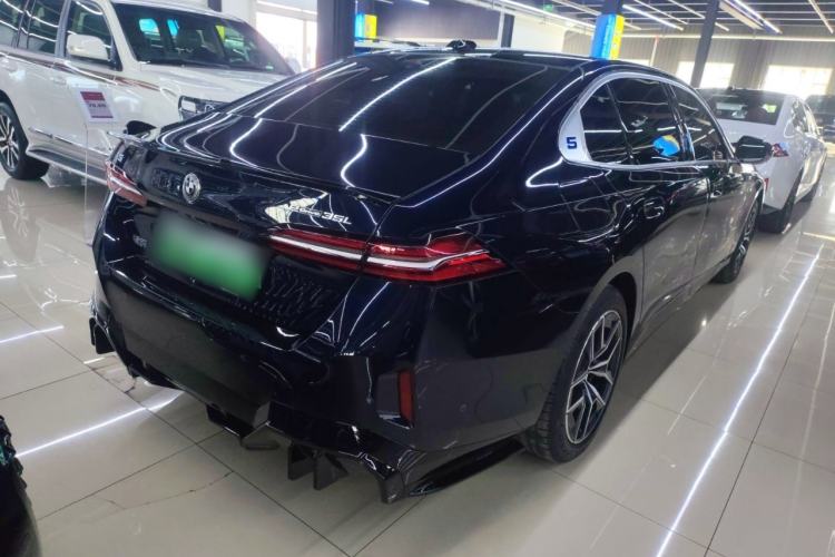 Used BMW i5 2024 eDrive 35L M Sport Package Rear Right 45 Deg