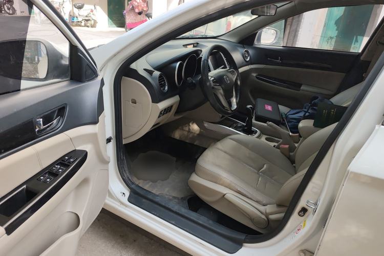 Used Changan Eado 2013 1.6L Manual Luxury Model China V Standard