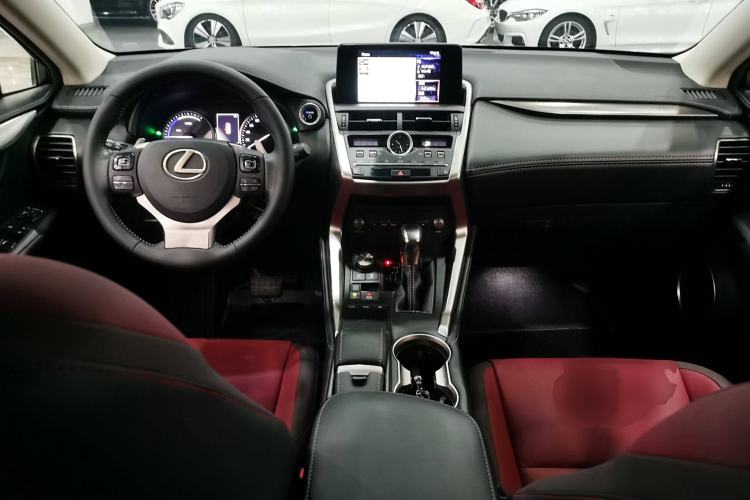 Used Lexus NX 2018 300h Front-Wheel-Drive FENGSHANG Version China V Emission Standard