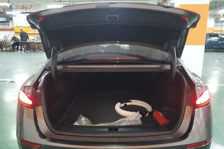 Used Roewe D7 2023 DMH 125km Superior Edition
