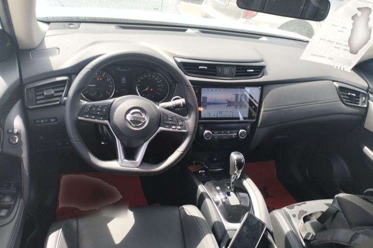 Used Nissan X-Trail 2022 Revised Version 2.0L Two-Wheel Drive Smart Connect Premium Edition
