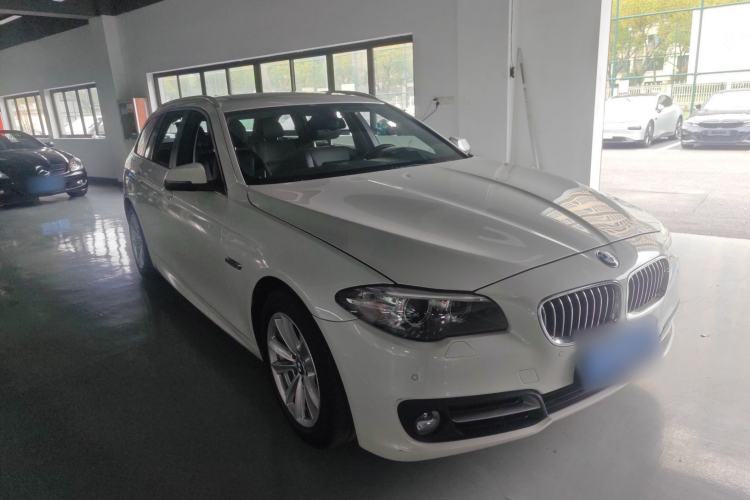 Used BMW 5 Series 2014 520i Touring Edition
