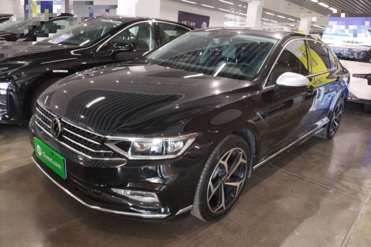 Used Volkswagen Magotan 2023 2 Million Units Limited Edition 330TSI DSG Leading Version