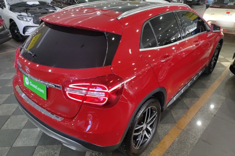 Used Mercedes-Benz GLA 2016 GLA 200 Fashion Model Rear Right 45 Deg