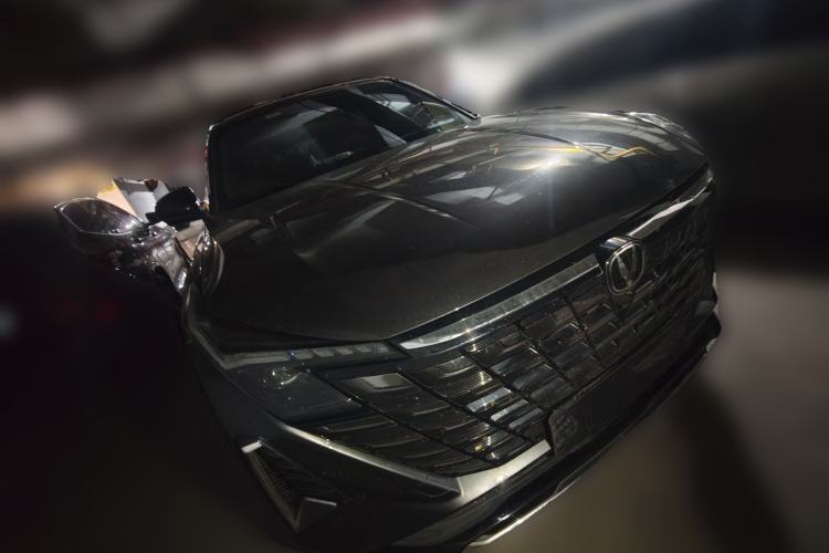 Used CHANGAN UNI-Z New Energy 2024 Blue Whale Smart Electric iDD 125km Excellence Model