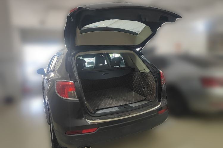 Used Buick Envision 2016 20T Two-Wheel-Drive Elite Model Trunk