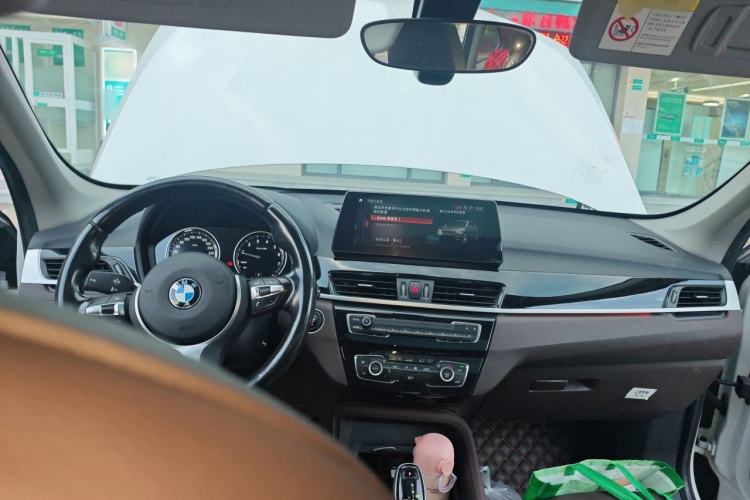 Used BMW X1 2022 sDrive25Li Leading Model

