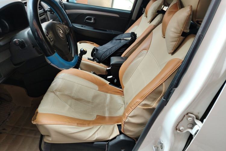 Used Suzuki Wagon R X5 2013 Revised Version 1.4L VVT Cruise Edition Left Front Seat