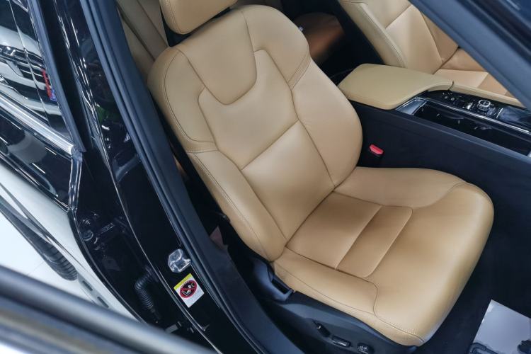 Used Volvo XC90 2015 T6 Zhiyi Edition 7-Seater