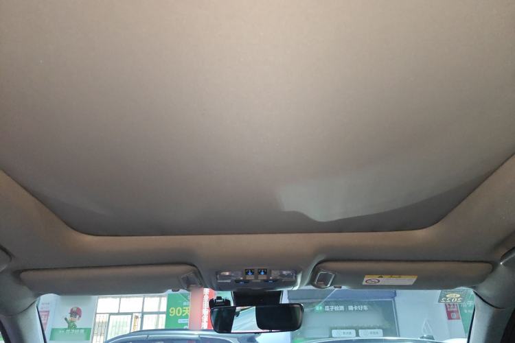 Used Toyota Highlander 2018 2.0T Four-Wheel Drive Luxury Edition 7 Seats China V Emission Standard Headliner