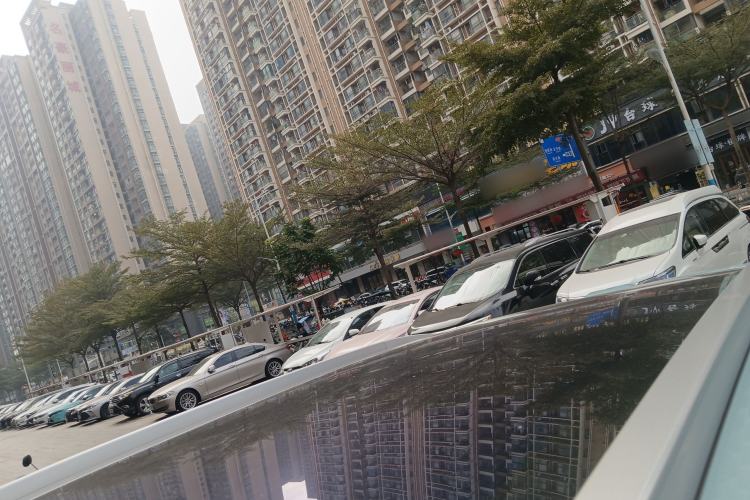 Used AION Y 2022 70 Tech Edition Lithium Iron Phosphate