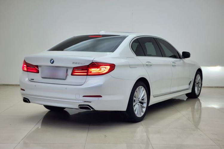 Used BMW 5 Series 2019 Updated 530Li xDrive Luxury Package
