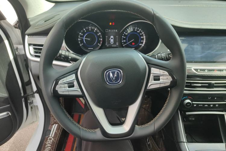 Used Changan Eado 2019 High-Energy Edition 1.6L GDI Manual Pioneer Model China VI Standard
