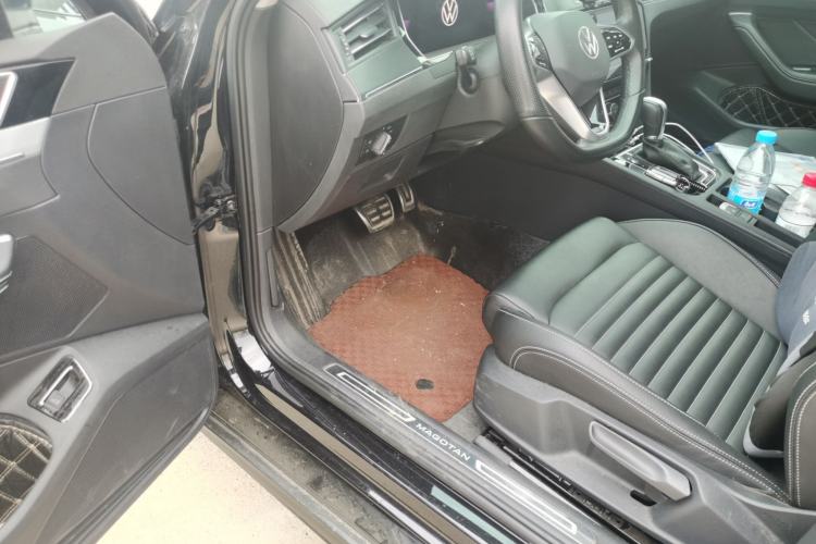 Used Volkswagen Magotan 2023 2 Million Units Limited-Edition 280TSI DSG Comfort Version Driver Seat