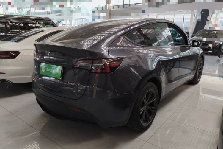 Used Tesla Model Y 2023 Rear-Wheel-Drive Version Rear Right 45 Deg