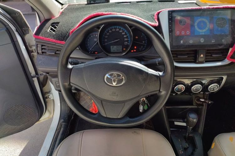 Used Toyota YARiS L Zhi Xiang 2017 1.5E CVT Dynamic Edition Steering Wheel