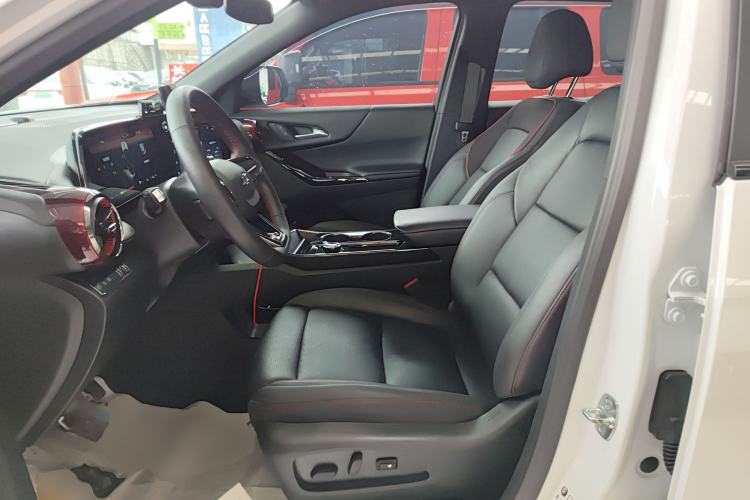 Used Chevrolet Equinox Plus 2024 102km RS Flagship Edition Left Front Seat