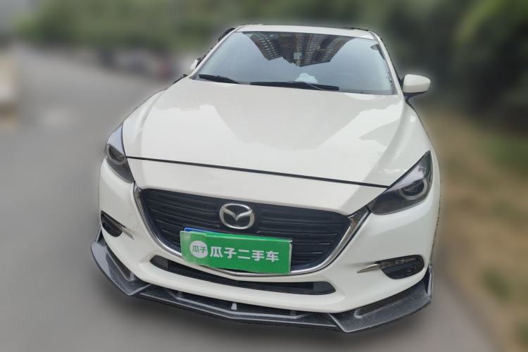 Used Mazda 3 Axela 2017 Hatchback 2.0L Automatic Luxury Model Emission Standard China V Front