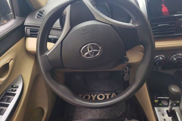 Used Toyota YARiS L Zhi Xuan 2014 1.5G Automatic Xuan Dong Edition
