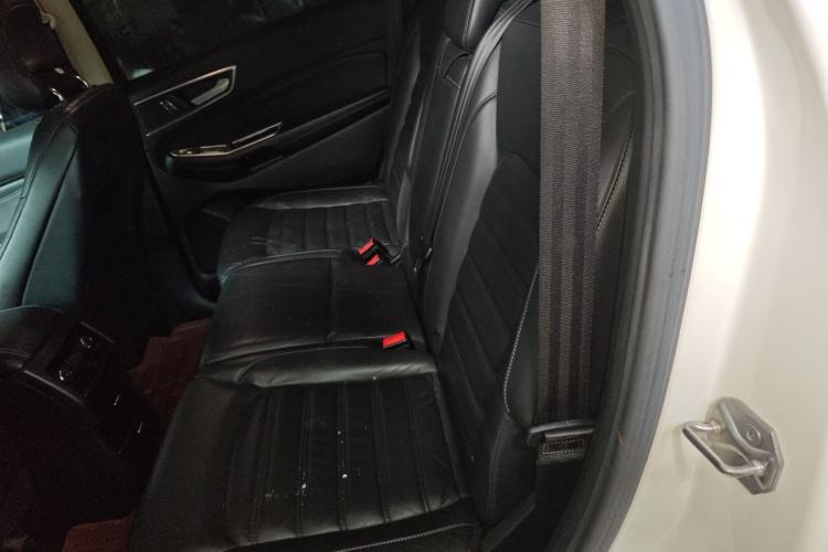 Used Ford Edge 2016 EcoBoost 245 Two-Wheel-Drive Titanium 7-Seater
