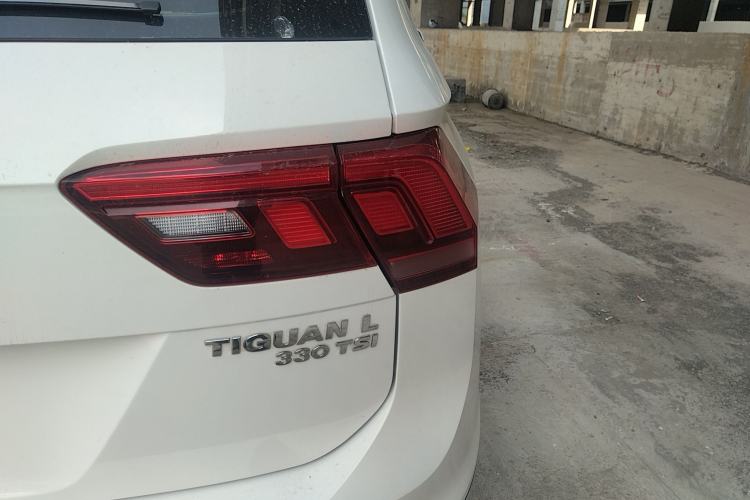 Used Volkswagen Tiguan L 2019 Updated Version 330TSI Automatic Two-Wheel Drive Panoramic Comfort Edition China VI Standard